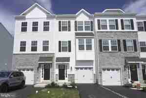 featured image of 148 Bell Ct