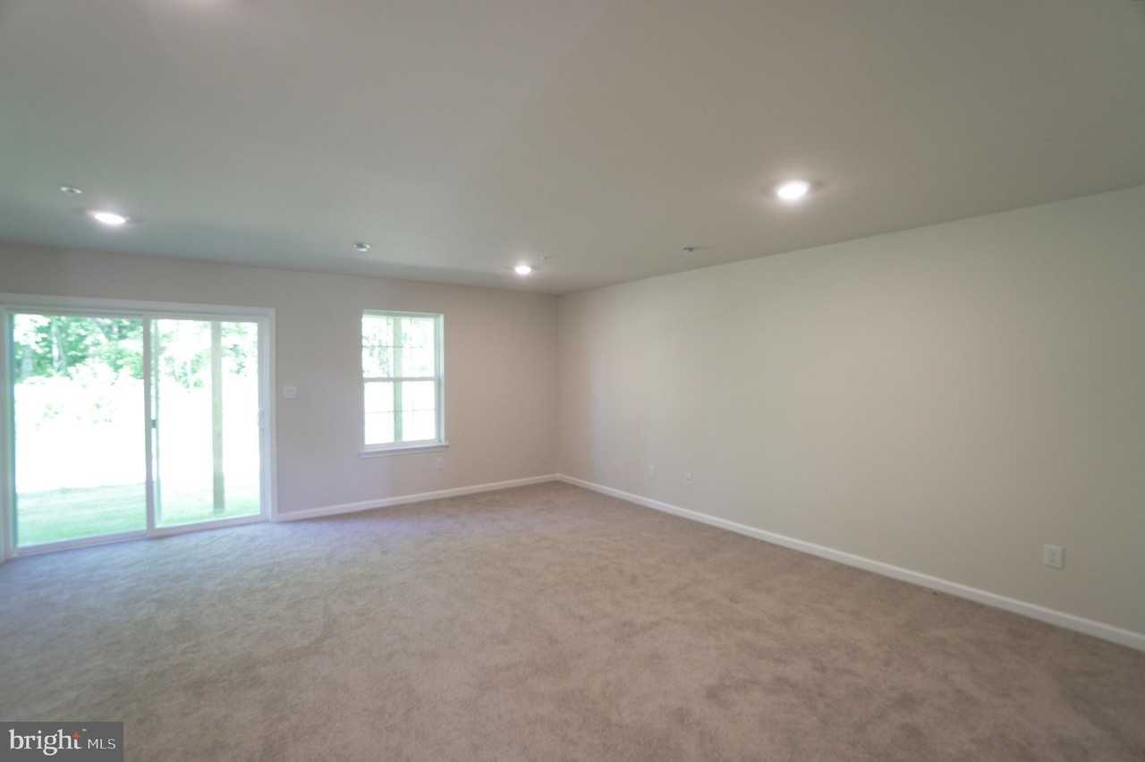 148 Bell Ct - Photo 6 of 36
