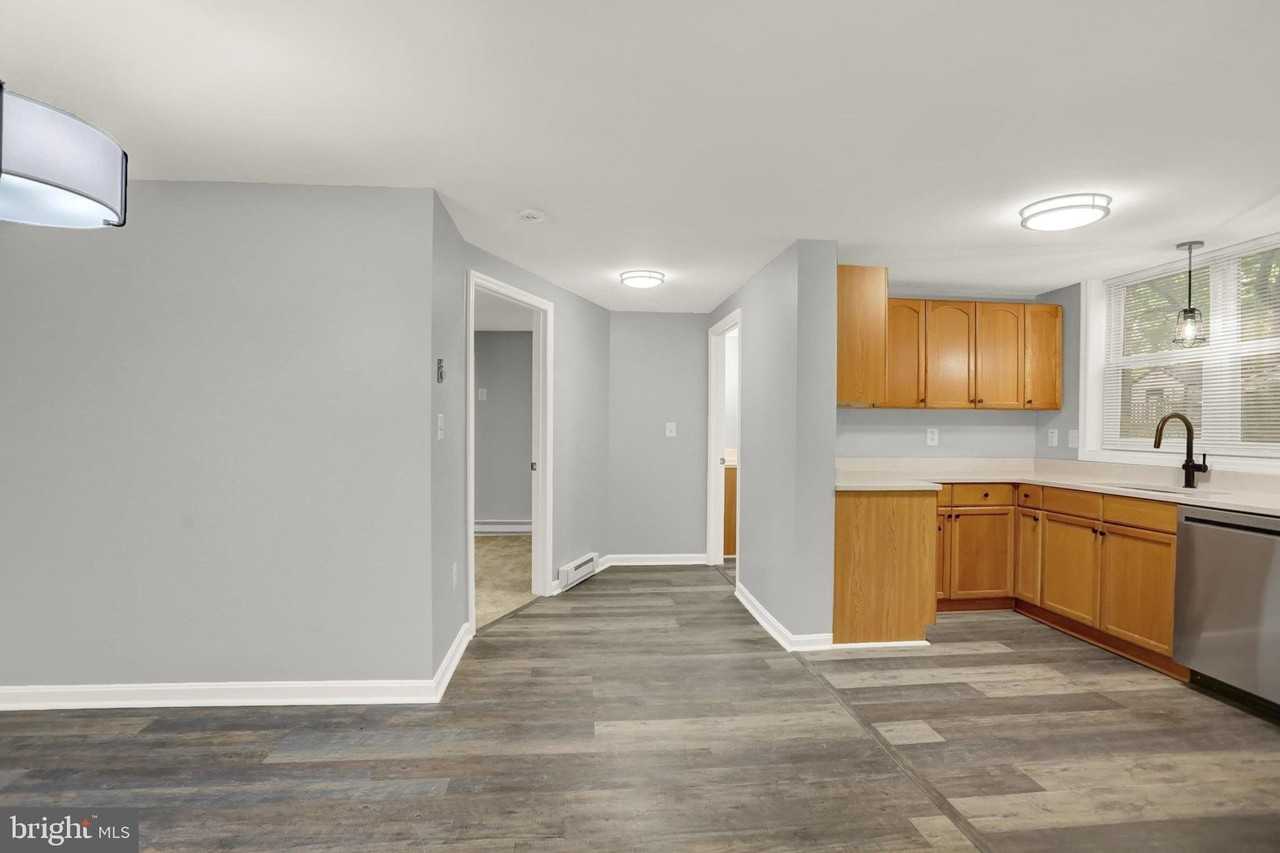 200 High St - Photo 4 of 10