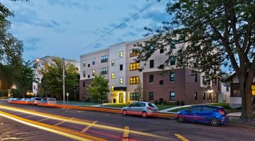 featured image of 2124 Grand Ave
