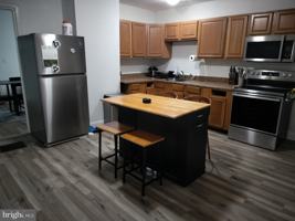featured image of 136 N 5th Ave