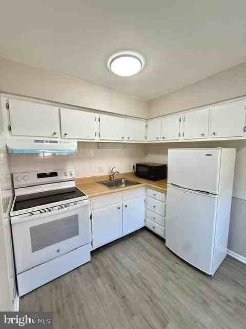 335 E Lancaster Ave #D5 - Photo 3 of 15