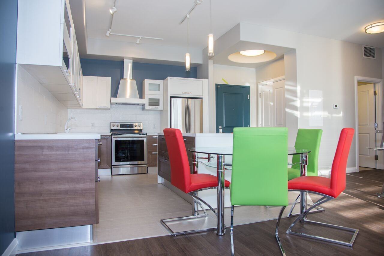 347 Hyland Drive - Photo 2 of 50