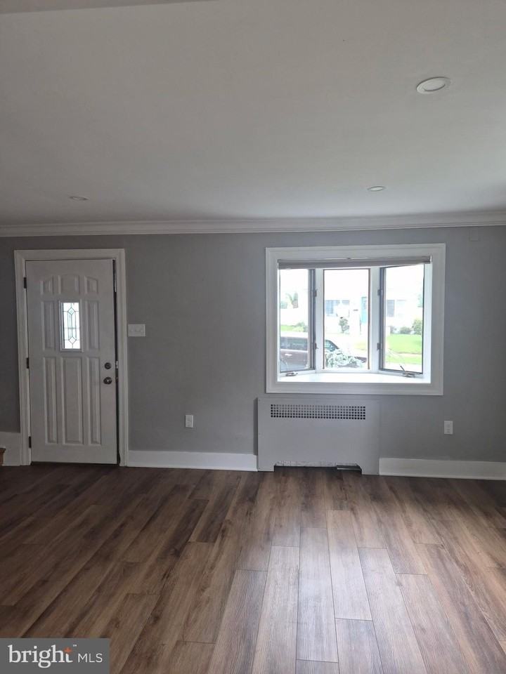4118 Berry Ave - Photo 2 of 17