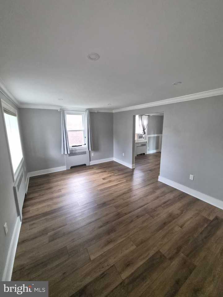 4118 Berry Ave - Photo 3 of 17