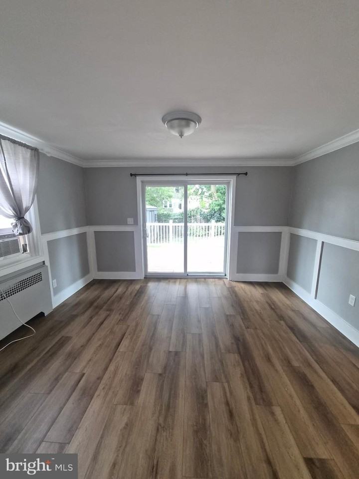 4118 Berry Ave - Photo 4 of 17