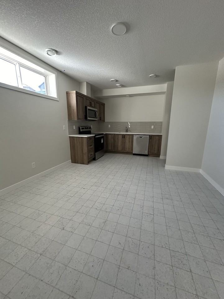 191 Mallard Grove Se - Photo 2 of 11