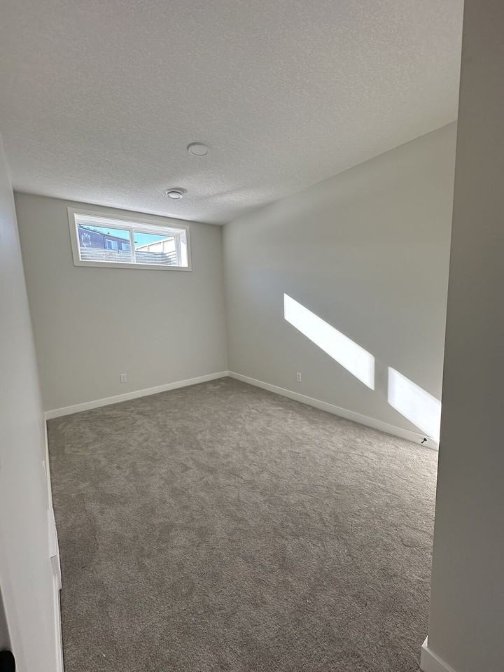 191 Mallard Grove Se - Photo 4 of 11