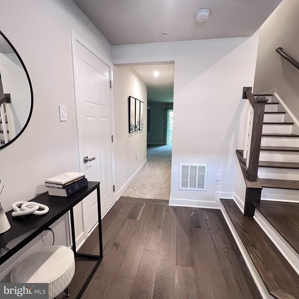 18 Hunters Dr - Photo 2 of 16