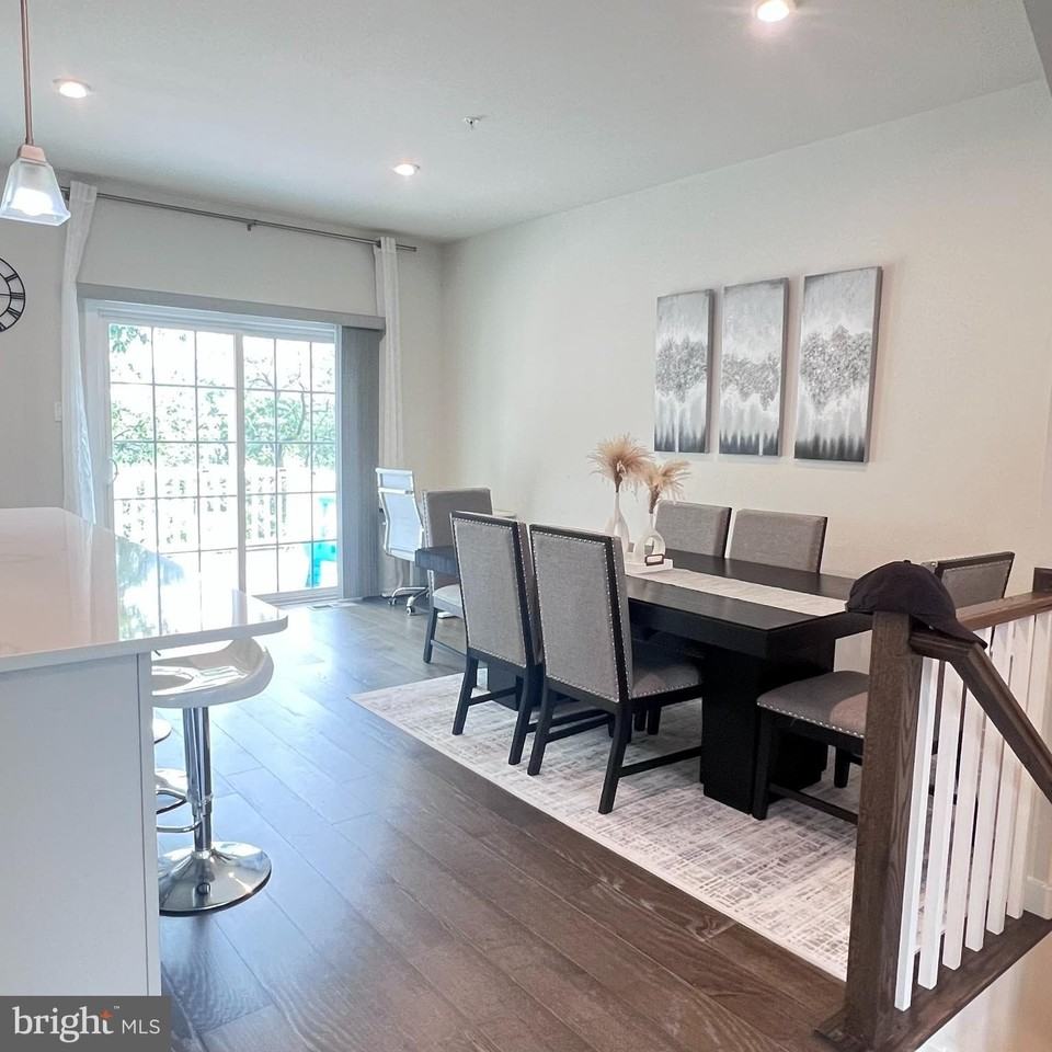 18 Hunters Dr - Photo 3 of 16