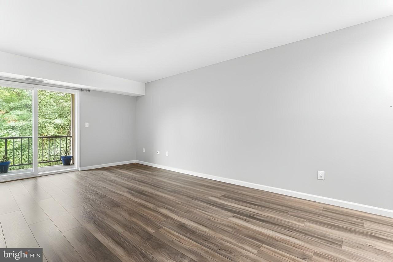37 Shannon Dr - Photo 4 of 26