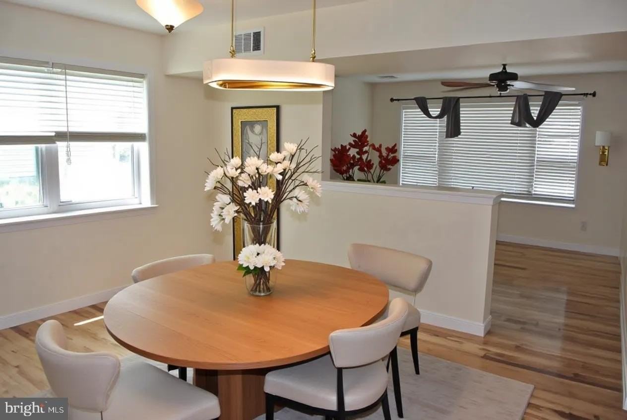 6 Cobblestone Dr - Photo 5 of 25