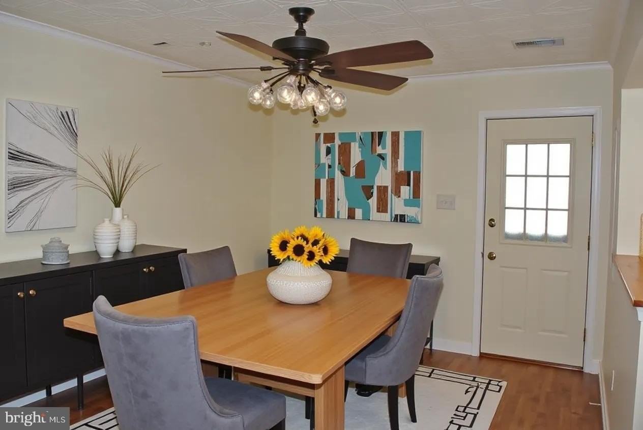 6 Cobblestone Dr - Photo 7 of 25