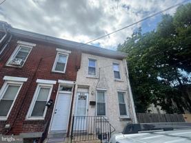 924 Jackson St - Photo 1 of 1