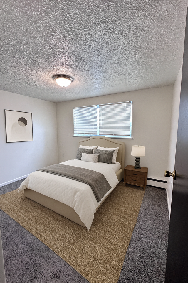 470 Market St #13 - Photo 3 of 14