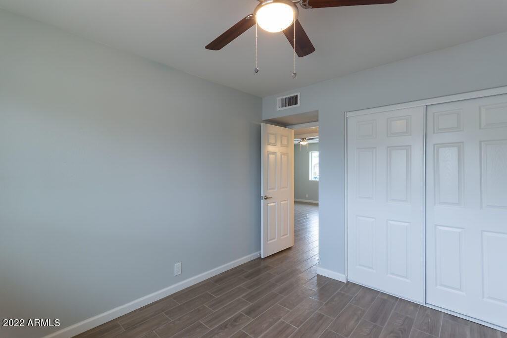 1654 N Queensbury #1 - Photo 6 of 10