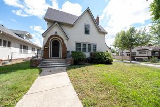 1600 Sheridan Ave N #1 - Photo 1 of 1