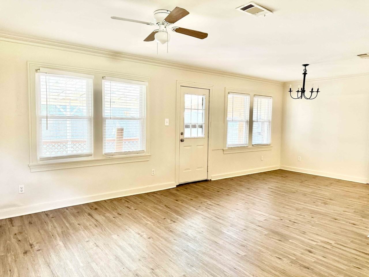 512 Broadmoor Ave #1 - Photo 2 of 15