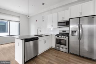360 Monastery Ave #1R - Photo 1 of 1