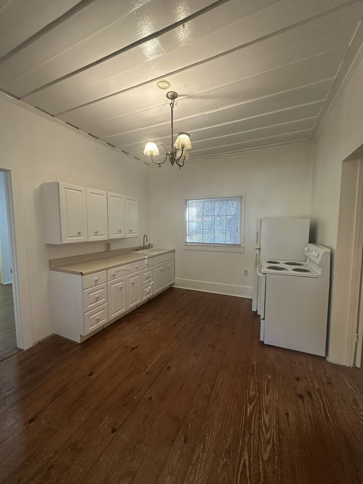 9301 Highway 290 W #9301 - Photo 3 of 10