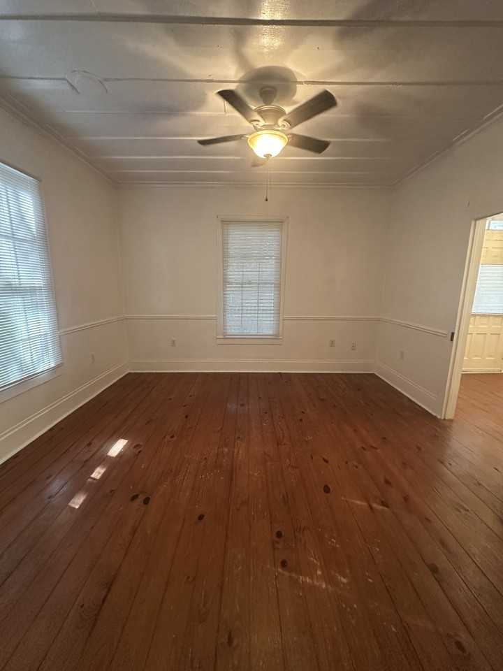 9301 Highway 290 W #9301 - Photo 4 of 10