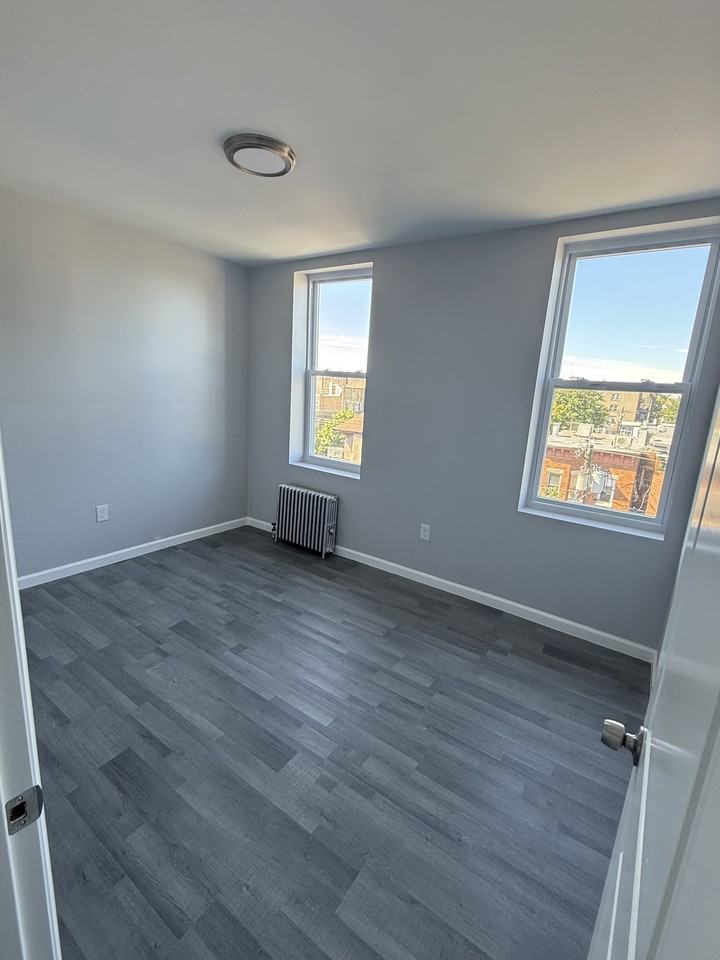 31-33 66th StreetApt 5C #5C - Photo 3 of 11