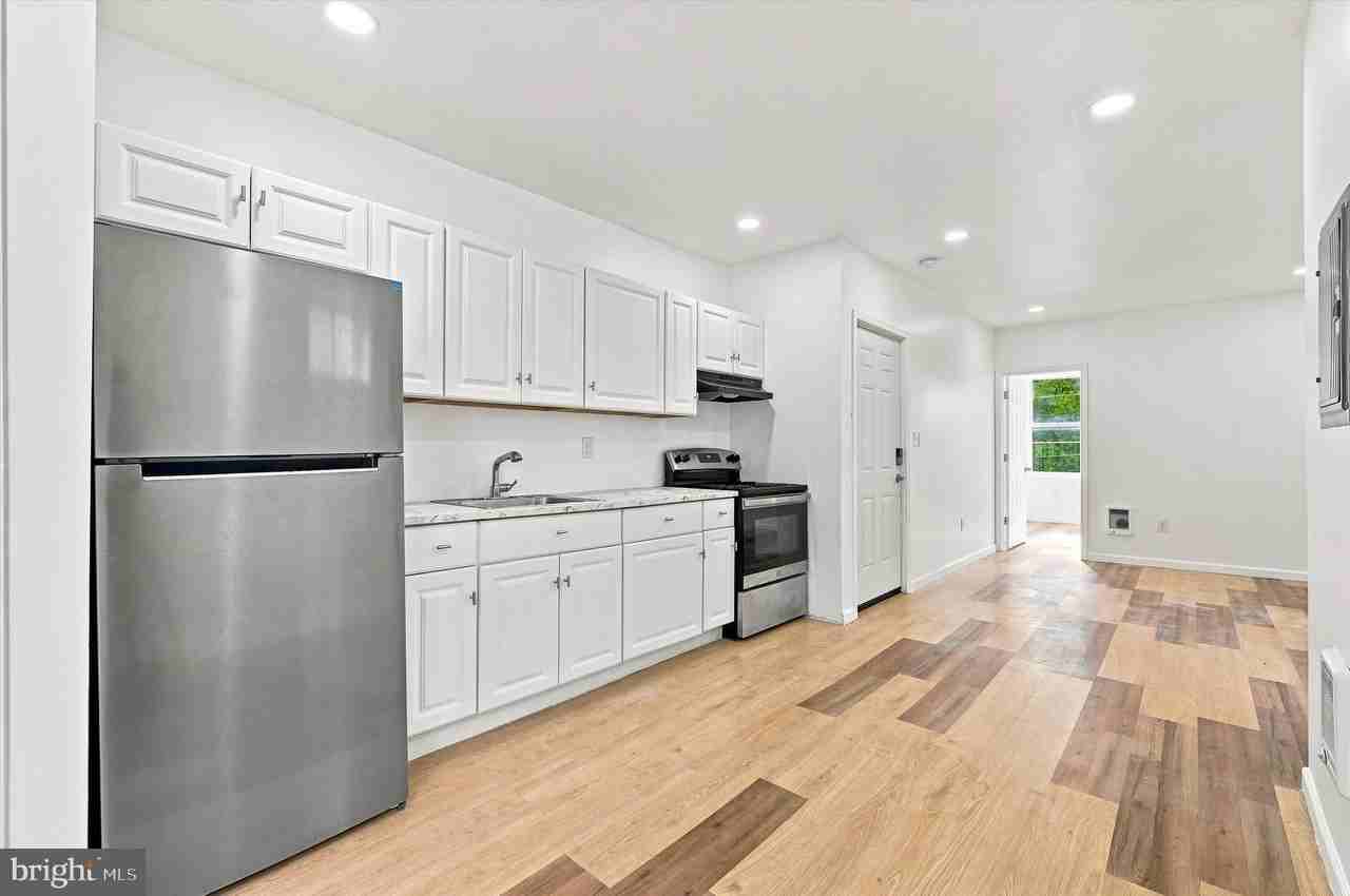2843 N 13th St #2 - Photo 7 of 19