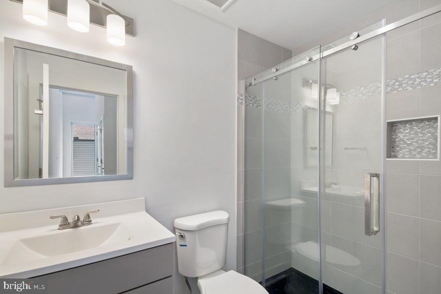 1705 Jackson St #5 - Photo 6 of 12
