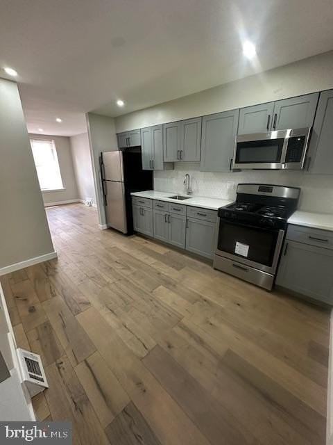 2723 Sears St - Photo 2 of 21