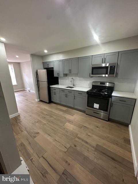 2723 Sears St - Photo 3 of 21