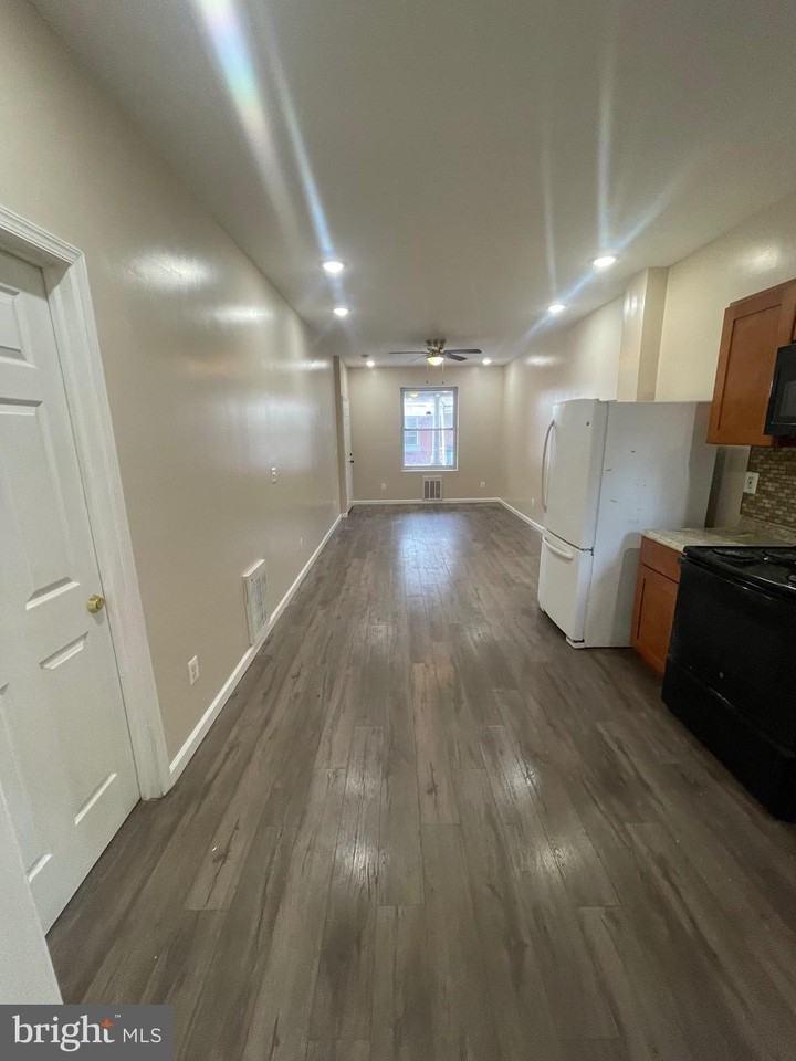 5264 Delancey St #1stFL - Photo 2 of 5