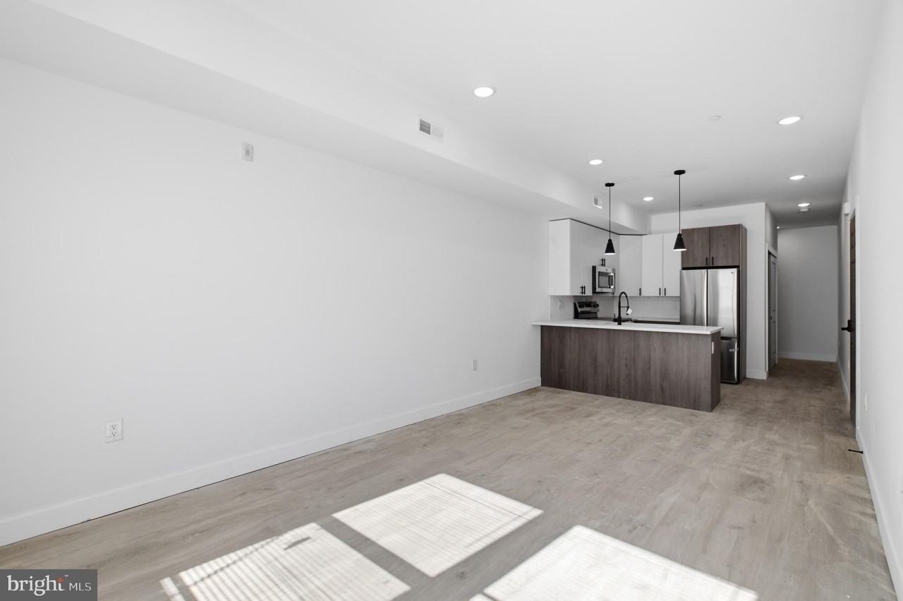 2346 N 16th St #2 - Photo 5 of 13