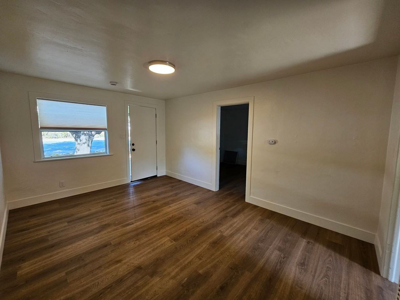 0163  735 & 745 Grand Avenue - Photo 3 of 23