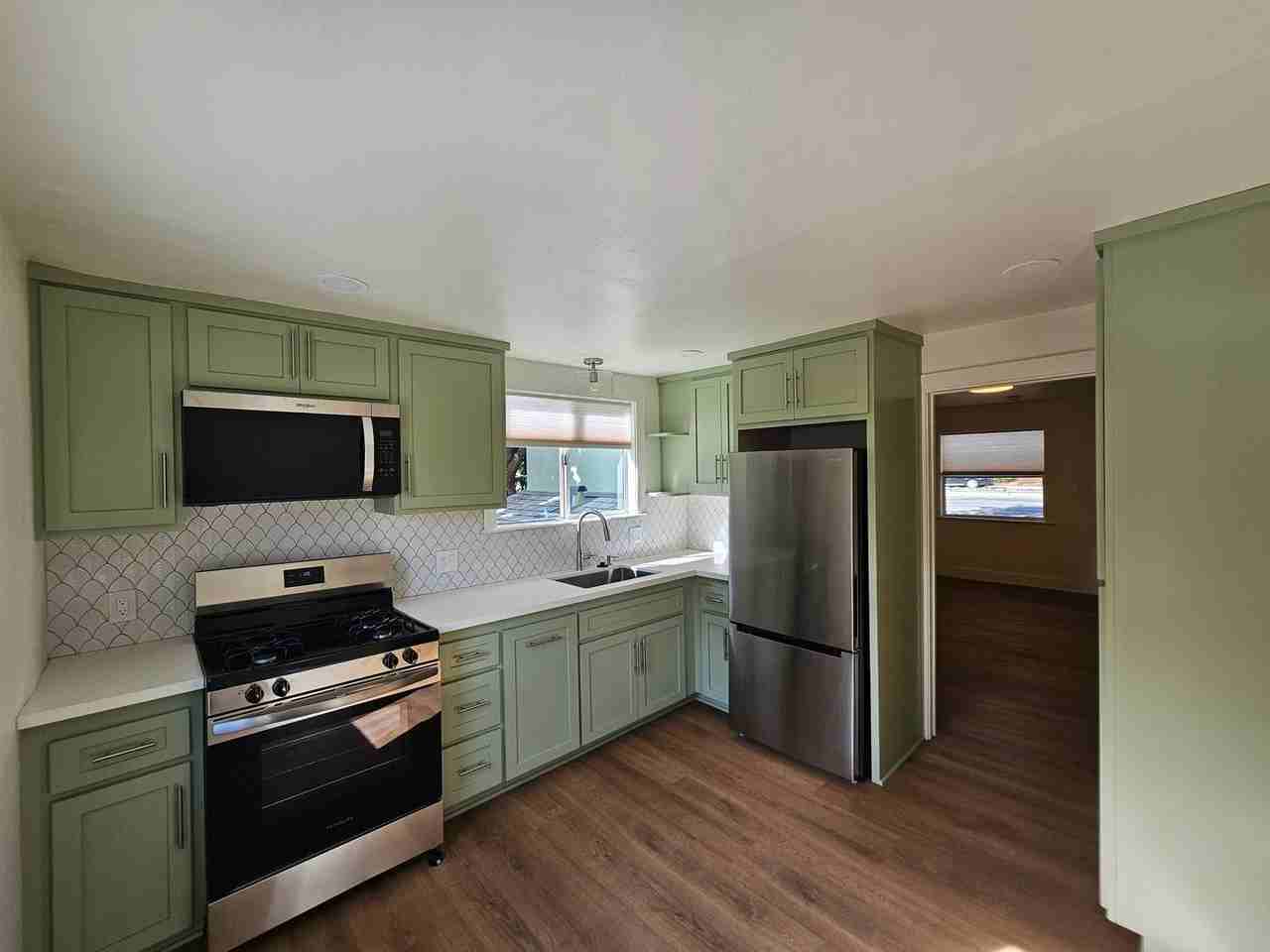 0163  735 & 745 Grand Avenue - Photo 5 of 23