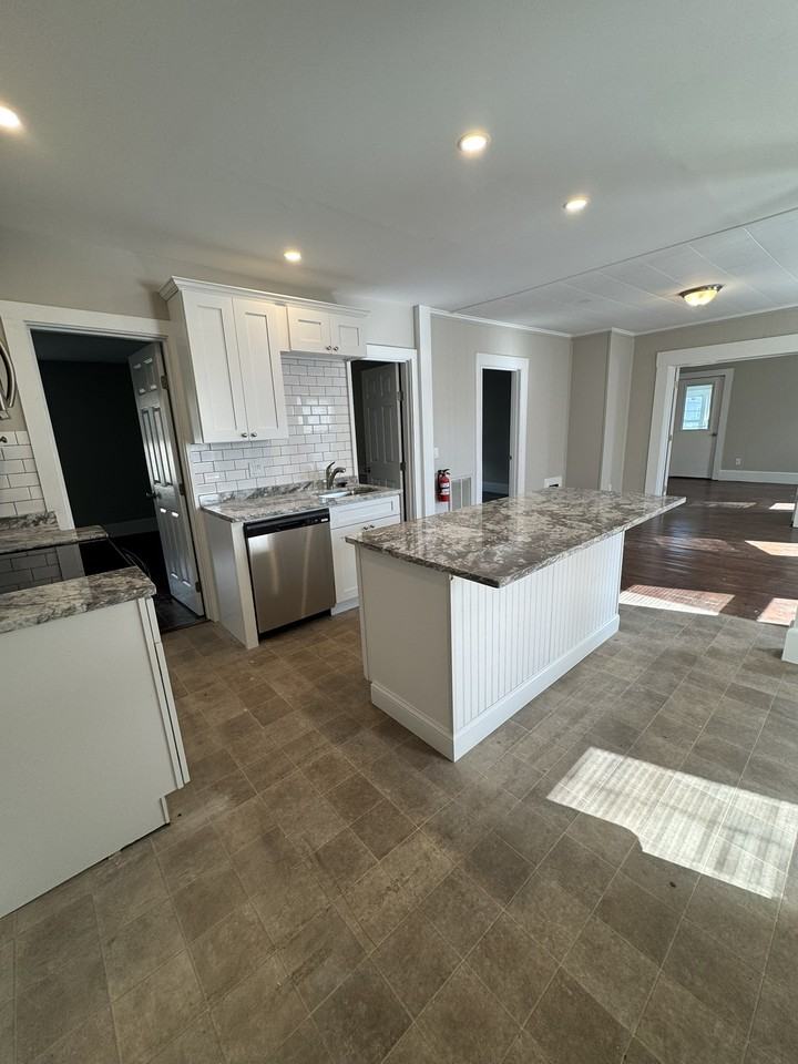 20 Orchard St #2 - Photo 4 of 21