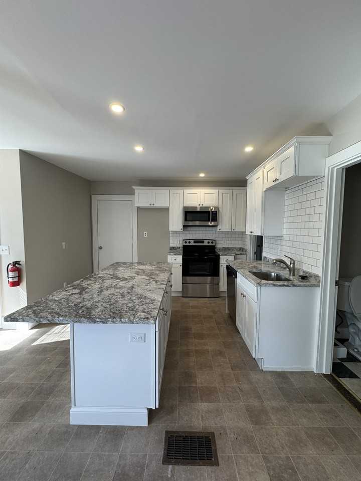 20 Orchard St #2 - Photo 5 of 21