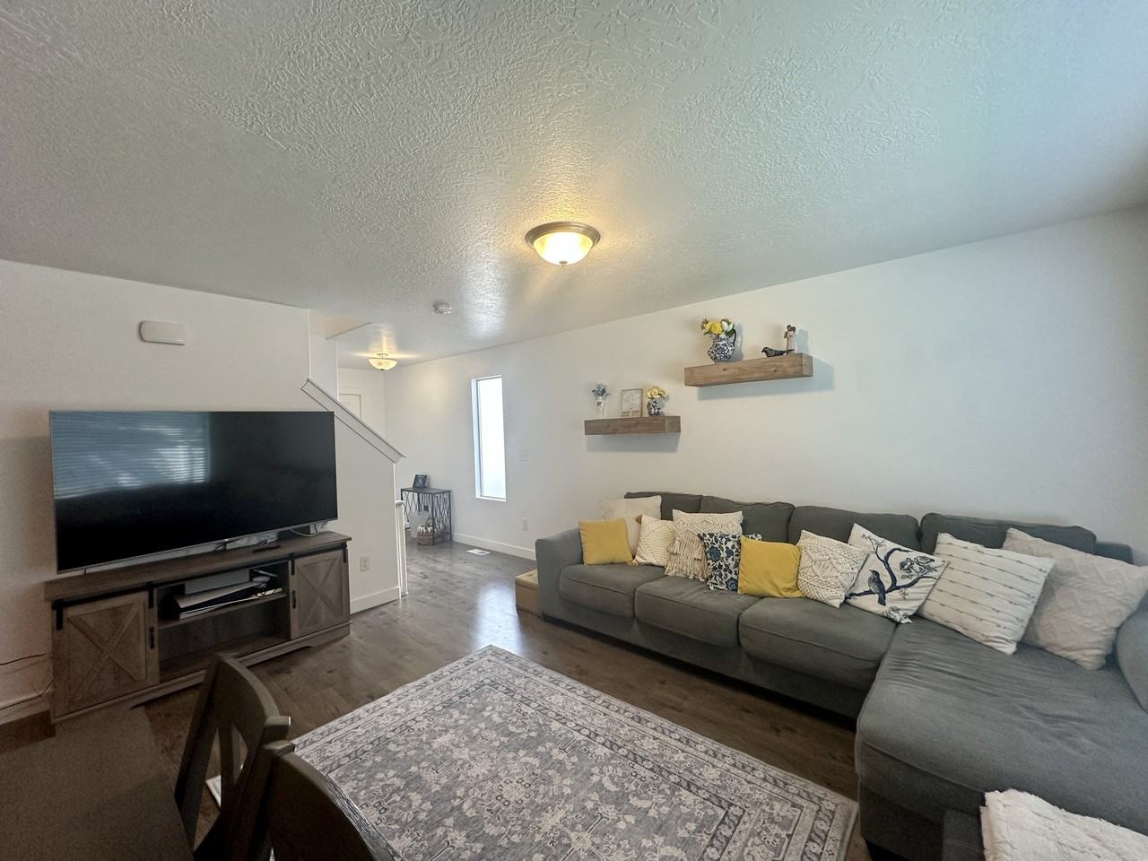 182 E River Bend Rd #1 - Photo 3 of 20