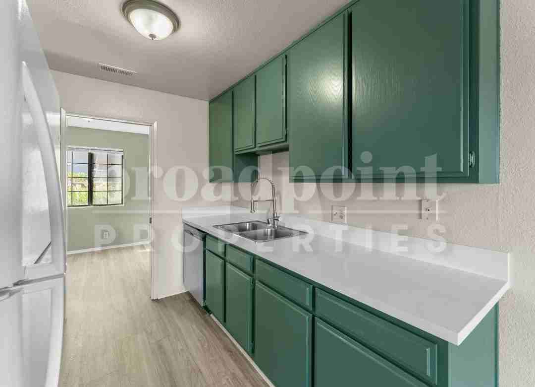 820 E 3rd Ave #12 - Photo 6 of 22
