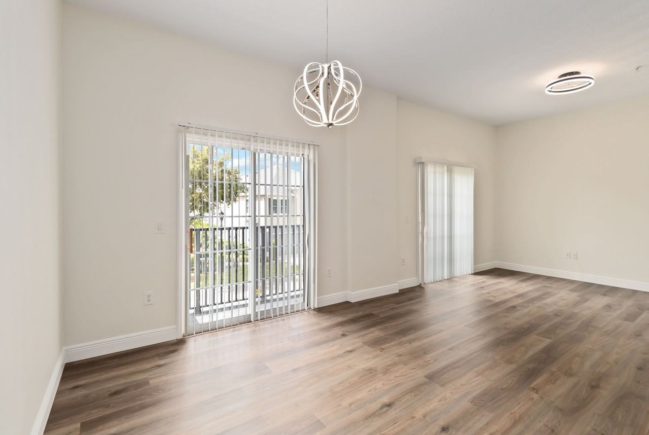 6484 S Goldenrod RdUnit 41A #1 - Photo 5 of 17