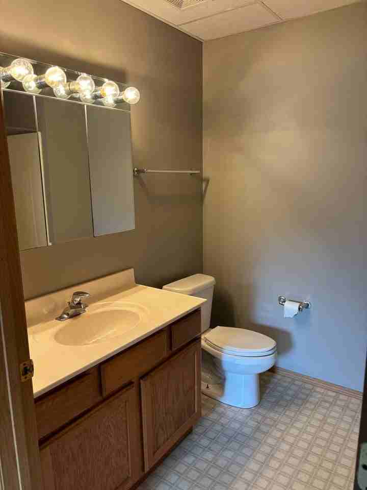 109 E Luverne St, Luverne MN - Photo 7 of 24
