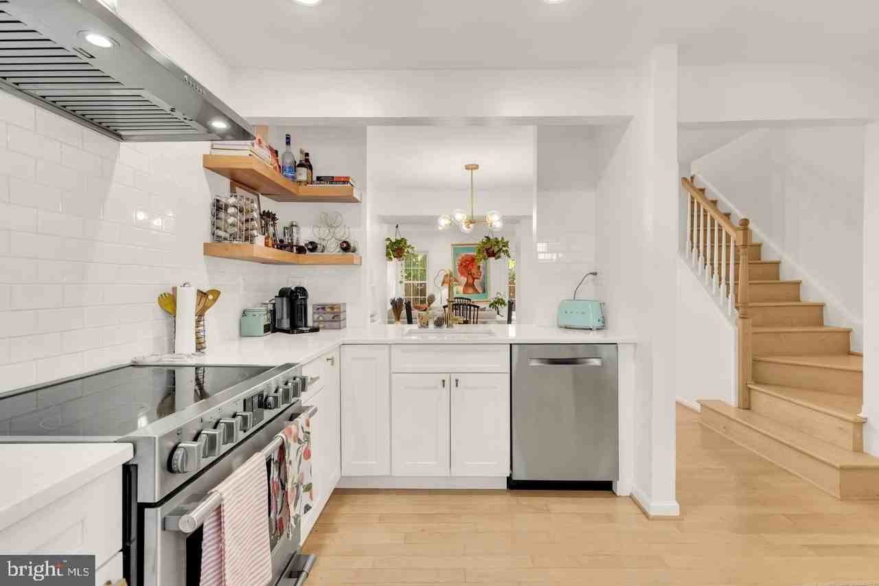 2536 S Walter Reed Dr #D - Photo 3 of 24