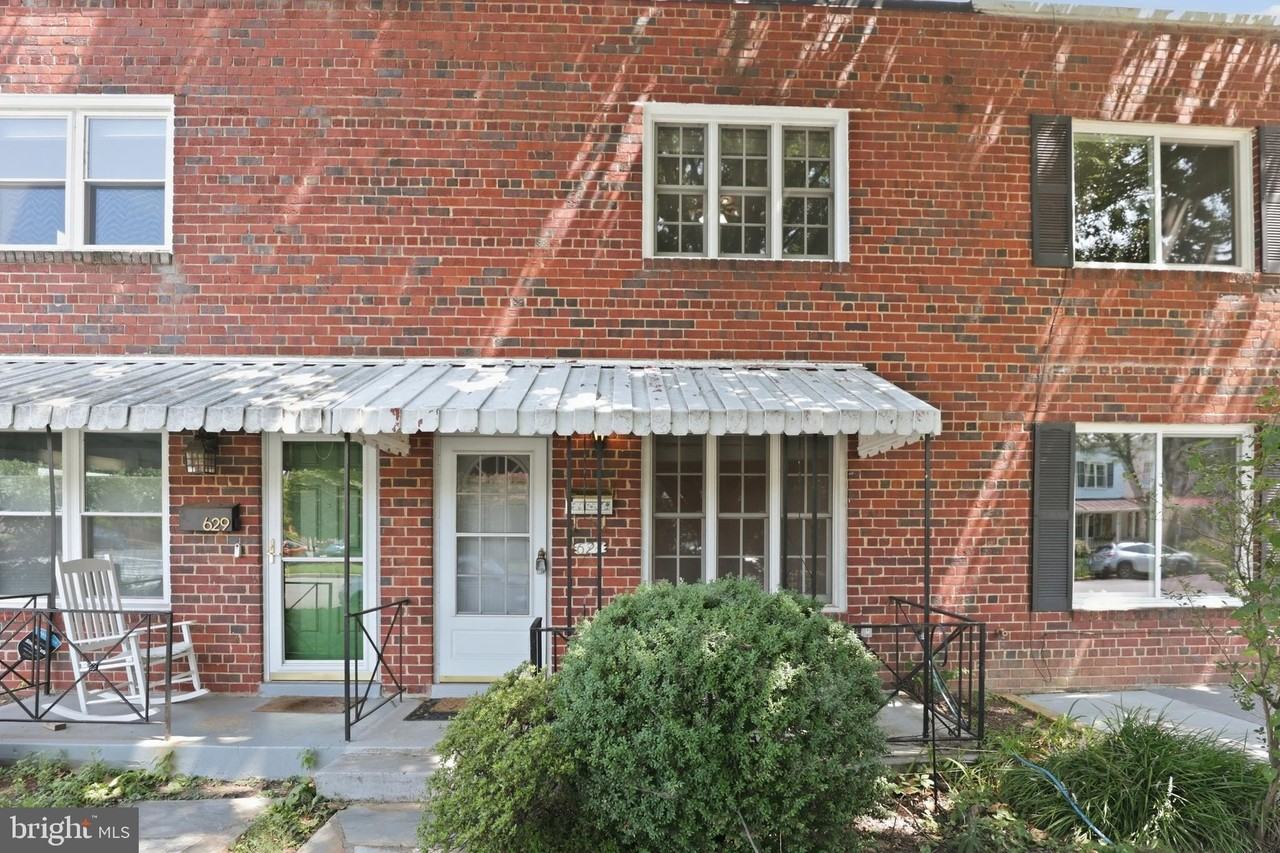627 N Alfred St - Photo 2 of 26