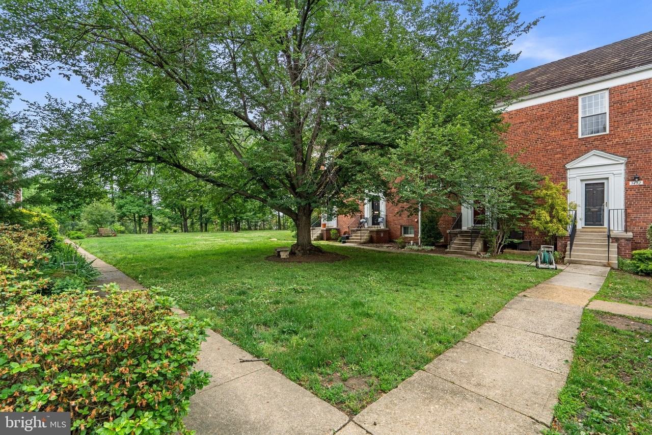 3408 Martha Custis Dr - Photo 3 of 29