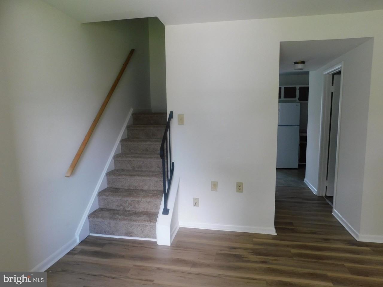 111 Cameron St - Photo 2 of 17