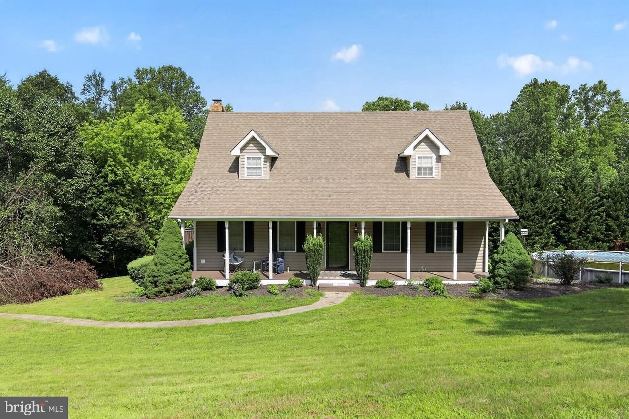 20200 Old Mill Rd - Photo 3 of 31