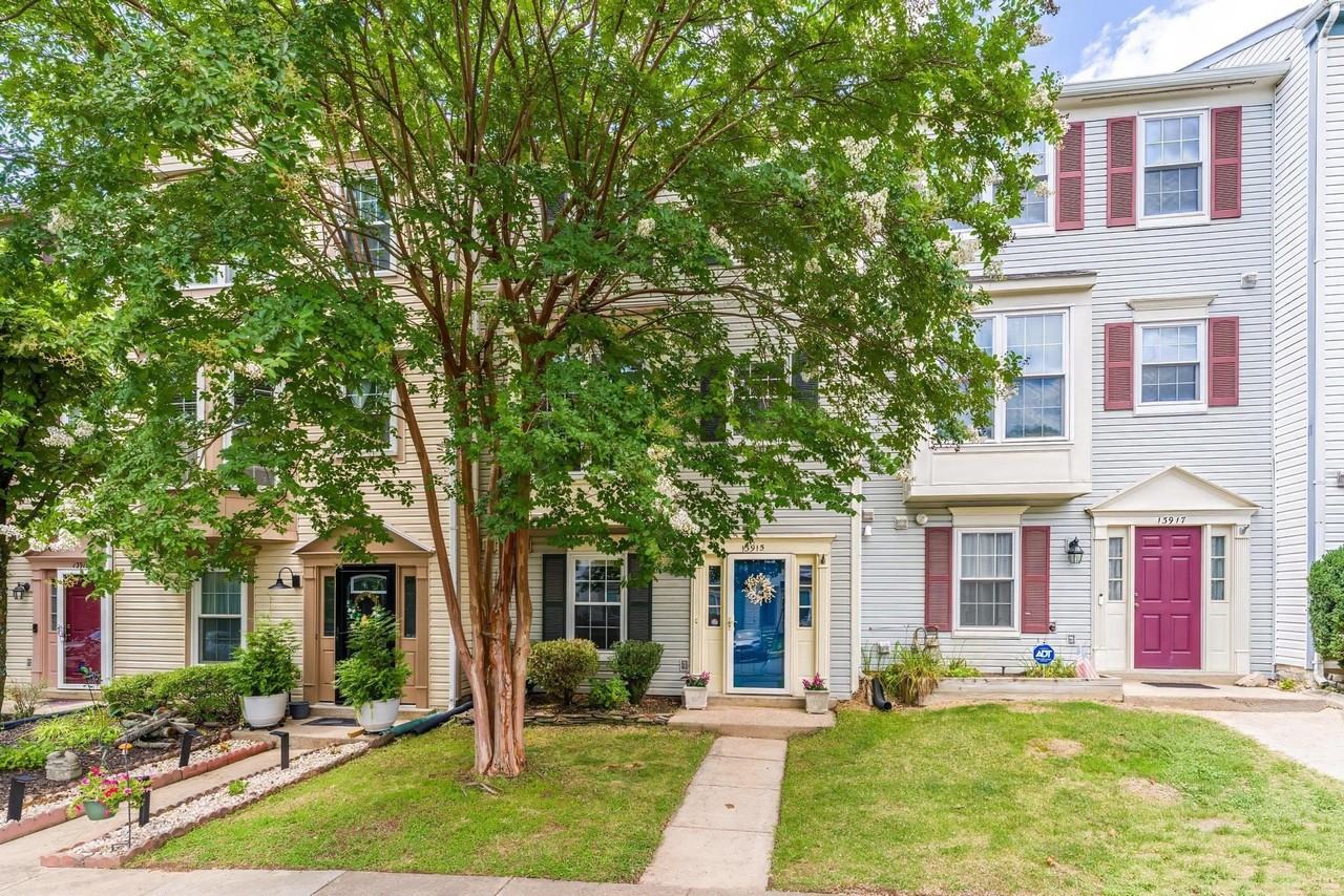 13915 Gunners Pl - Photo 2 of 45