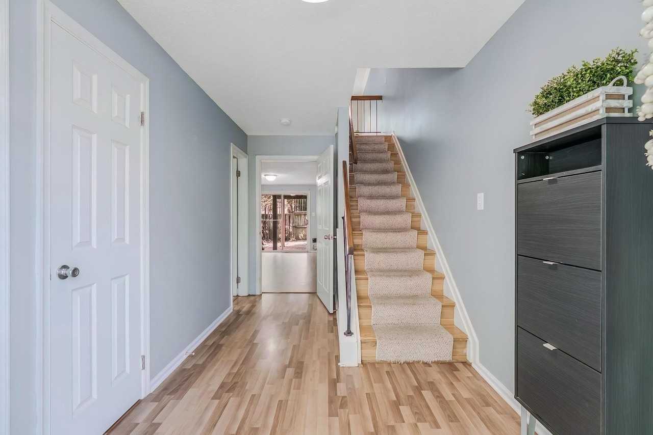 13915 Gunners Pl - Photo 4 of 45