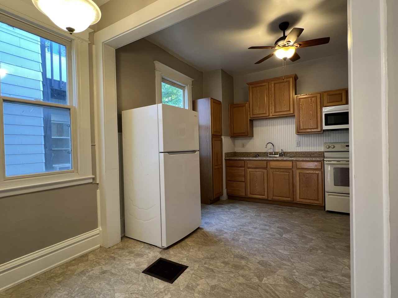 287 Cardiff St #1 - Photo 7 of 18