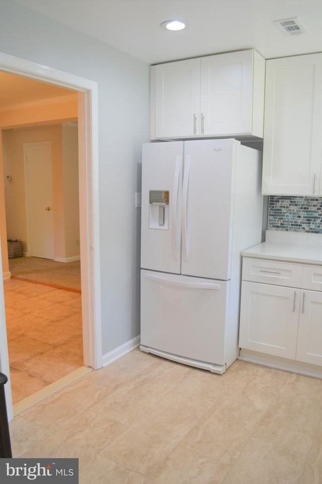 3809 Whispering Ln - Photo 4 of 47