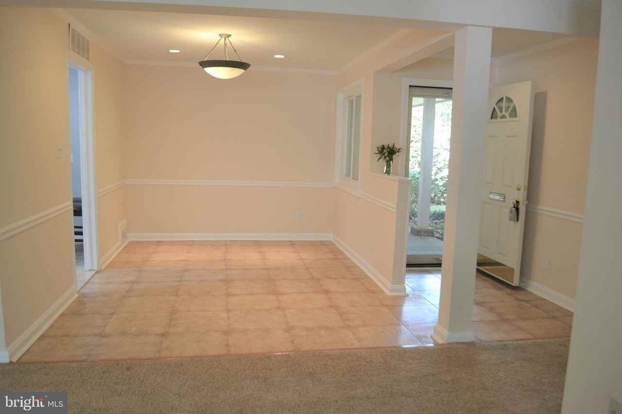 3809 Whispering Ln - Photo 5 of 47